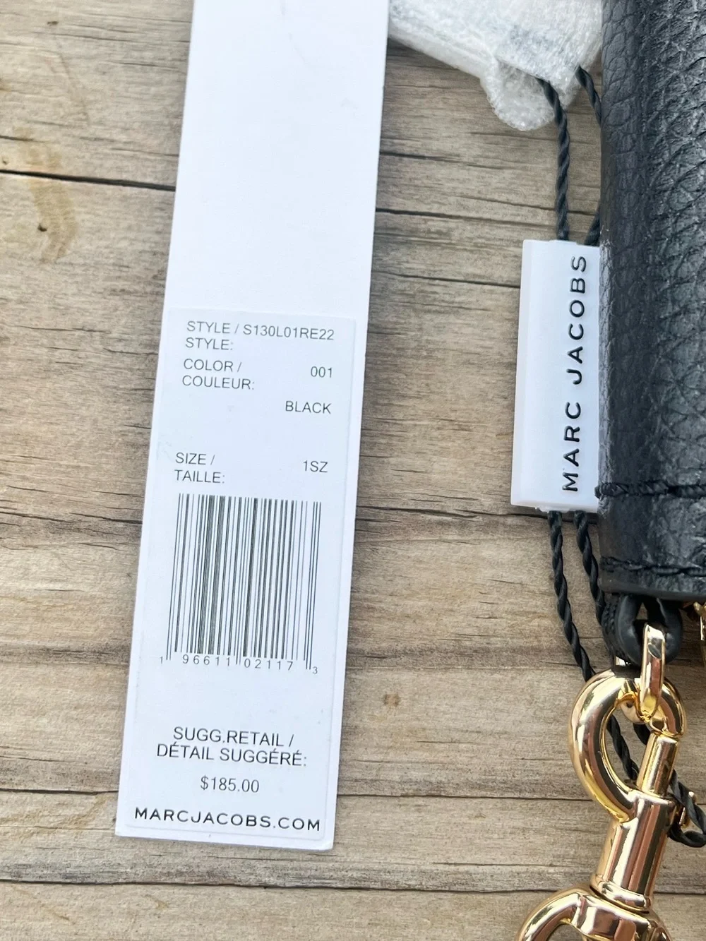 Marc Jacobs sleek pebble
